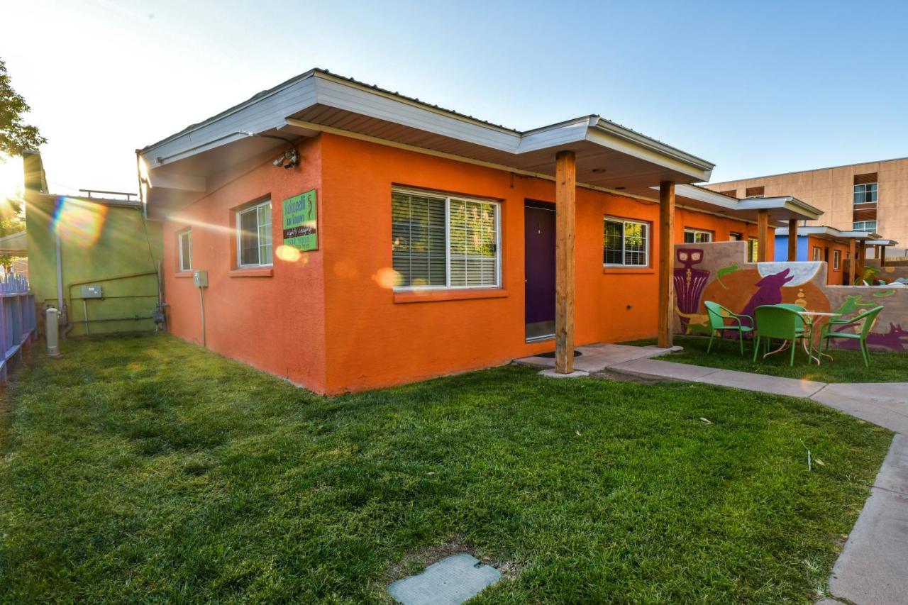 Inn 1 - Downtown 1 Bedroom Unit, Sleeps 6 With Shared Hot Tub Moab Exterior photo